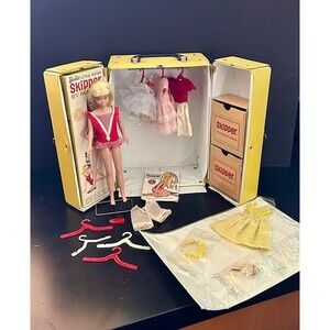 Vintage 1963 Barbie "Skipper" Playset! Case, Booklet, Doll, Outfits & Accessorie